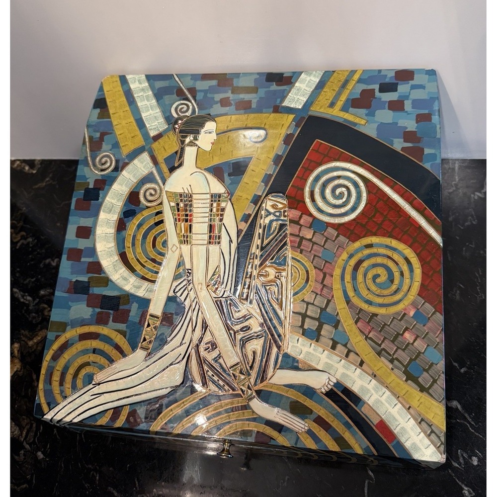 La Belle Art Decorated Lacquered Wood Box Treasure Box Hand Painted 12x12x5 1/8" - Picture 2 of 12
